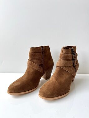 Diba Chestnut Brown Suede Buckle Straps Detail Block Heel Booties Size 8.5